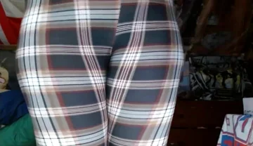 Fat Sissy Cosmicjones88 Shakes Big Ass in Leggings and Without
