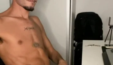 Brand New Masturbating Watching