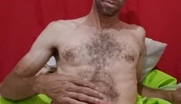 They All Come and Enjoy Watching Me Masturbate with Great Lust