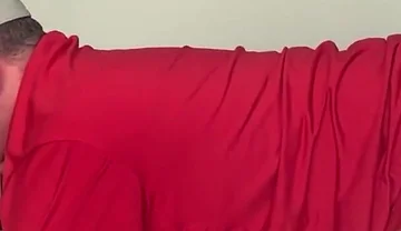 Demonstrate Sucking and Riding