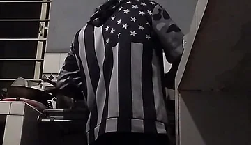 Preparing Food in Sexy Style