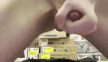 Amateur Twink Cumming Hard and Fucking Himself with a Huge 21cm Dildo