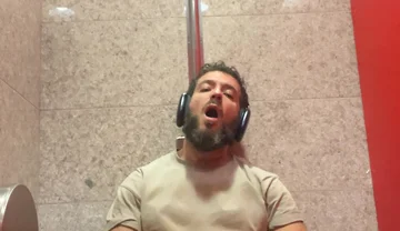 Jerking off in the Airport