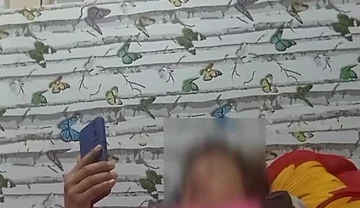 Your Bestfriend Who Loves to Jerk off While Watching Bold.