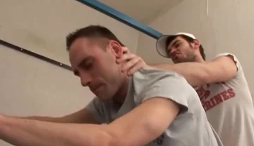 Un Break En El Trabajo Para Algo De Sexo (full Video)