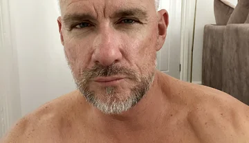 Playing in Front of the Mirror