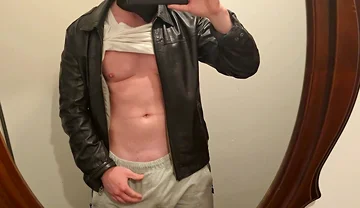 After Work Jerk off in Black Leather Jacket! Hot Stepdaddy Shows Muscles & Pumps Thick Cock