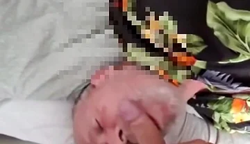 Daddy's Giving Me a Nice BJ