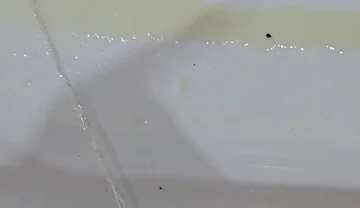 Peeing to the Bathtub