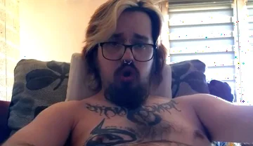 Hew, It’s Gettin’ Musky in Here