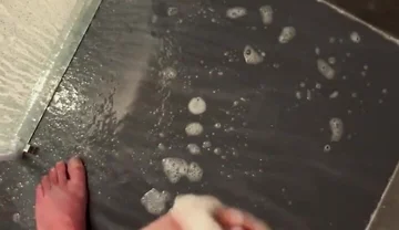 Jerked off in the Hotel Shower