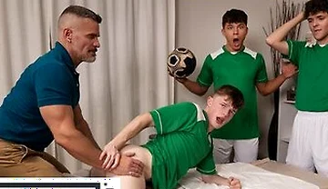 Jake Preston Gets An Unorthodox Massage From Landon Conrad That Ends With Hot Table Sex