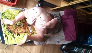 Nylonjunge in Pantyhose Is Horny on Facial Cumshot