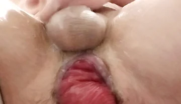 Under Boss Shower