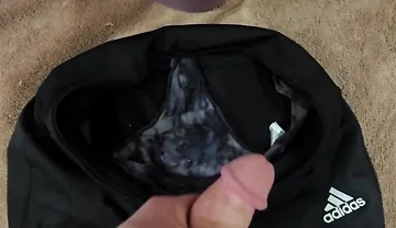 I cum inside my little stepsis tiny volleyball spandex and her dirty pantys that she left on the bathroom floor