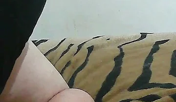 I Want to Get on All Fours 2024 HD