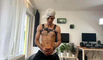 Kerem in: a Hole Is a Hole