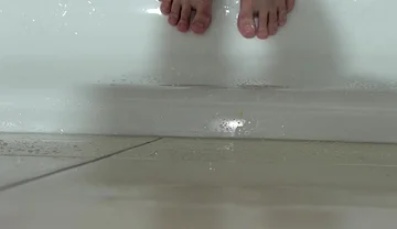 Rub the Bathtub Until It Comes
