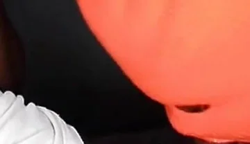 Cum Eating