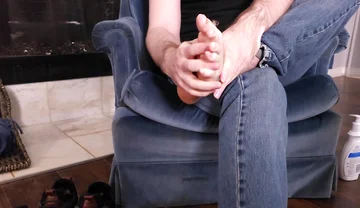 Hard Working Man Jerks Cock & Feet