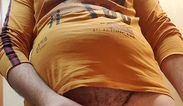 I Show off My Beautiful Body