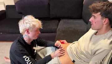 Blonde Twink Dude Sucks Cum Out Of His Mate Whilst He Video Games Fornite