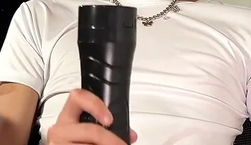 The Boss Is Outraged When He Catches the Employee Masturbating During Work Hours and Wasting Milk