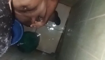 Man Gets Cocked and Balls in Single Chamber Bath