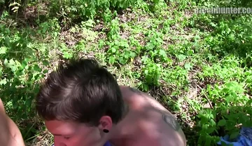Amateur Twin Get Ass Fucked Outdoors