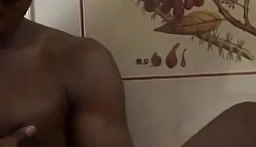 Hott Chocolate - Thugboy