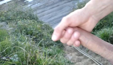 Route to the Beach, Then Masturbate the Big Cock in Front of a Far Fisherman, and I Cum in the Water