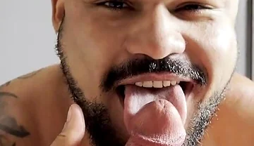 Jeff Carvalho Making Me Milk Good