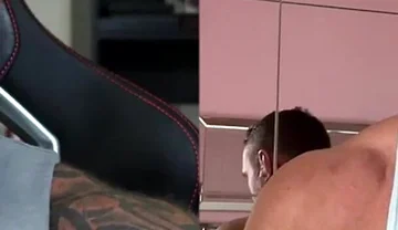 Porn Star Confessions - Manuel Skye (episode 124)