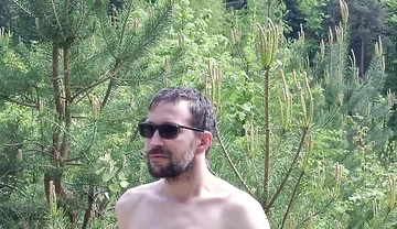 Masturbation on the Rocks