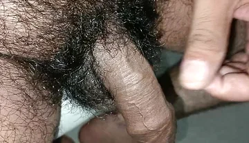Lambe Ghane Kale Bal Wala Penis