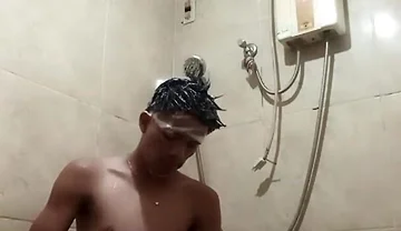 Filipino Solo Shower: Slim Asian Twink Jerks Big Cock