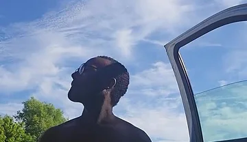 Jerking off in the Park