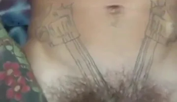 Tattooed Jerking off and Cumming Yummy