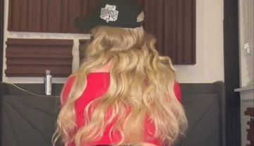 Blonde Big Butt CD Solo