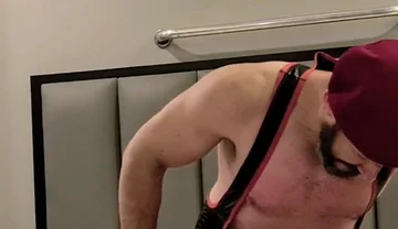 Heel on the Bed - Gouine Wrestling Takes Over