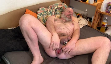 I Play with My Asshole and Orgasm Twice!