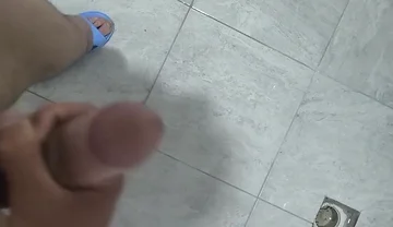Turkish Teenager Couldn't Control Himself in the Bathroom