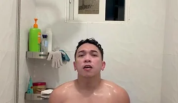 Hot Filipino Twink Jerks off in Steamy Shower