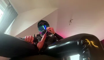 Horny Rubber Mx Biker Sounding Himself (huge Cumshot)