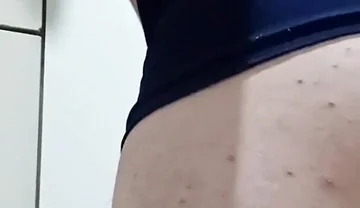 Look Like My Ass Shaking Loves