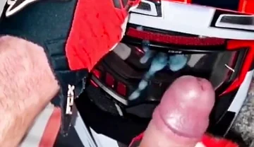 Naked Biker Wanks on His Mxhelmet