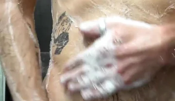 Come take a shower with stepdaddy