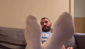 This One Is for the Foot/socks/trainers Enthusiasts