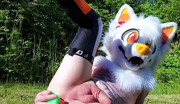 Twink Uses Carrot in His Ass