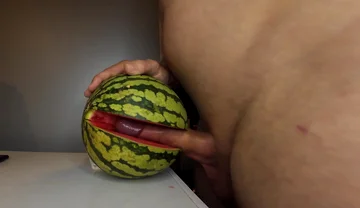My Way of Beeing a Vegan. Fucking a Watermelon